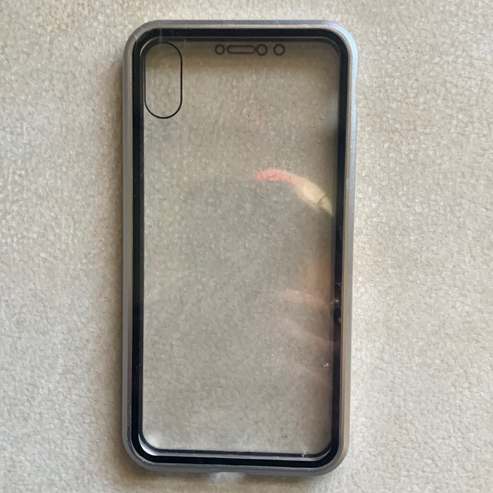 Magnetic iPhone case for iPhone - Picture 4 of 4